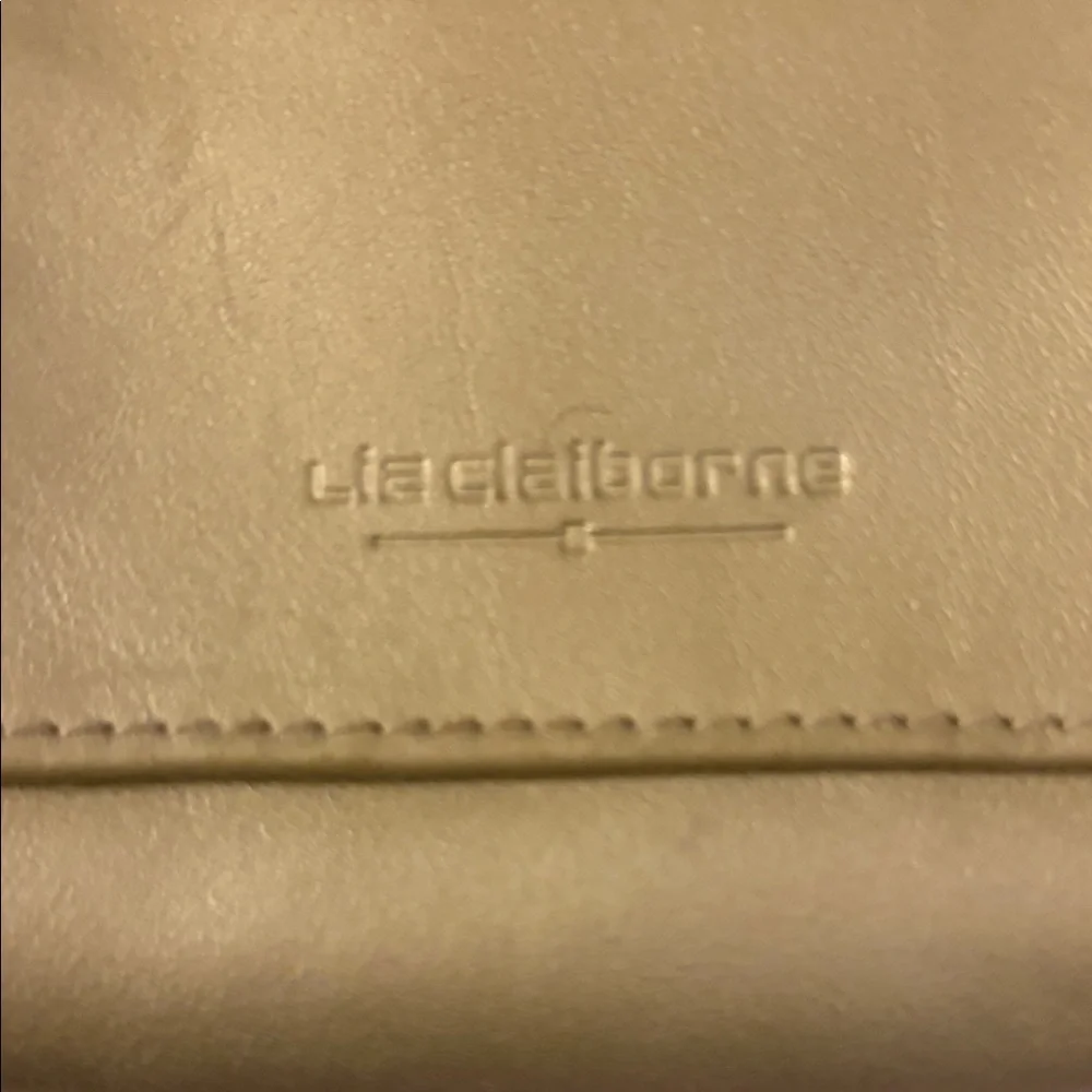 Vintage Liz Claiborne leather Gold Women's Crossbody Bag.